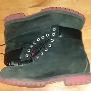 Black timberlands size 11